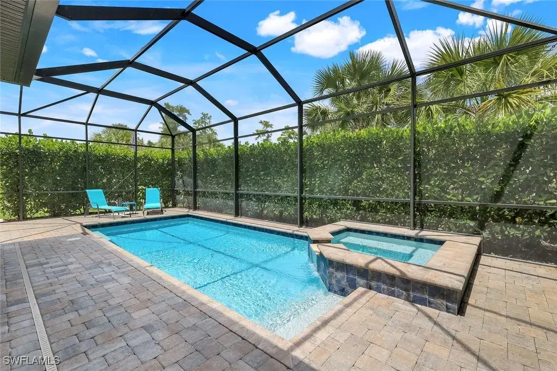 Picture of 9368 Night Heron Ln, Naples, FL 34120