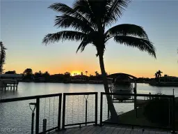 Picture of 1014 SE 16Th Ter, Cape Coral, FL 33990