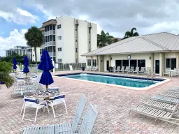 Picture of 650 Snug Harbor Drive G103, Boynton Beach, FL 33435
