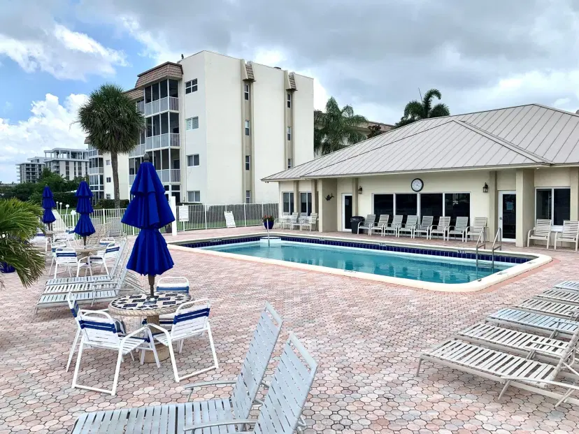 Picture of 650 Snug Harbor Drive G103, Boynton Beach FL 33435