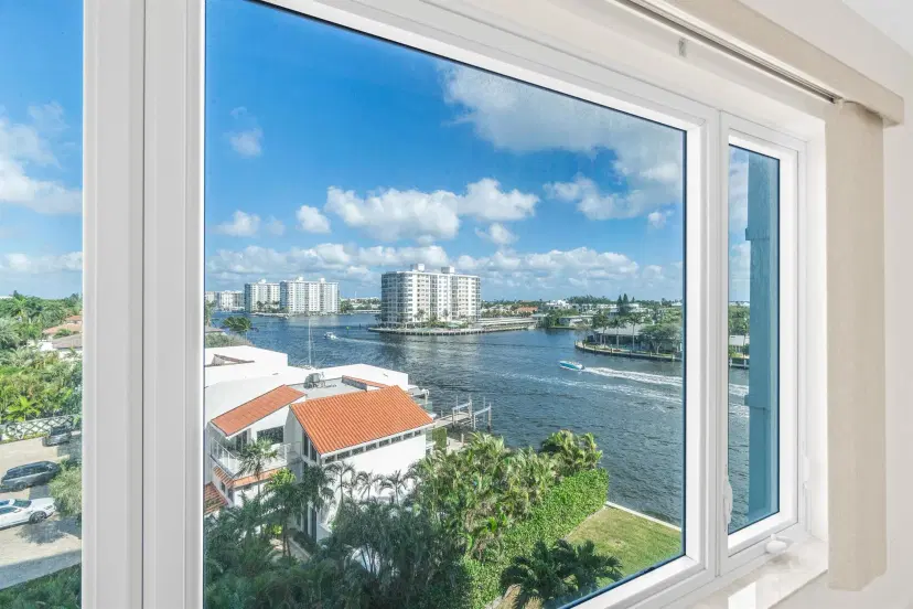 Picture of 555 SE 6Th Avenue 6H, Delray Beach FL 33483