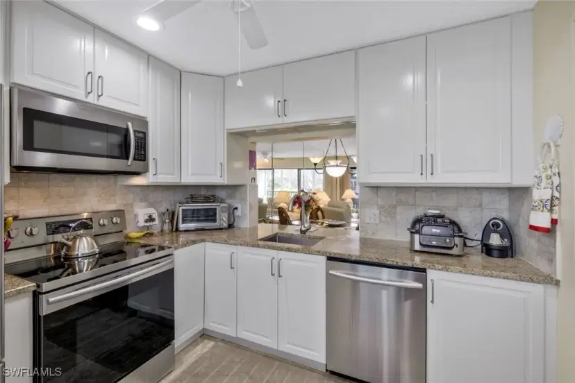 Picture of 1747 Pebble Beach Dr 207, Fort Myers FL 33907