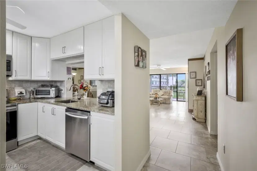 Picture of 1747 Pebble Beach Dr 207, Fort Myers FL 33907