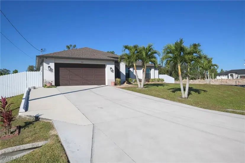 Picture of 803 Zehra Ave N, Lehigh Acres FL 33971