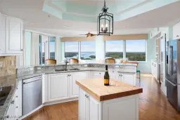 Picture of 425 Dockside Dr 605, Naples, FL 34110
