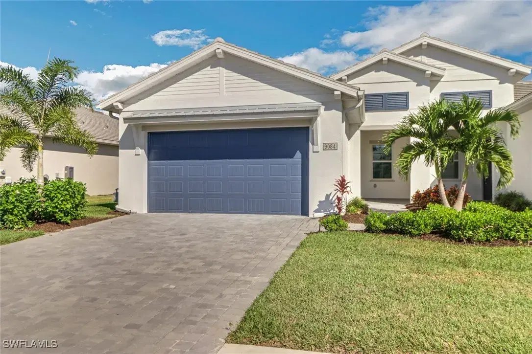 Picture of 9084 Saint Lucia Dr, Naples, FL 34114