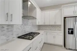 Picture of 9084 Saint Lucia Dr, Naples, FL 34114