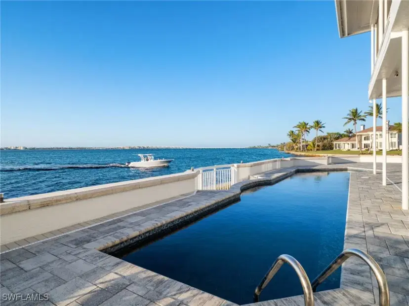 Picture of 771 Cypress Lake Cir, Fort Myers FL 33919