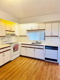 Picture of 12500 SW 5Th Ct 410, Hollywood, FL 33027