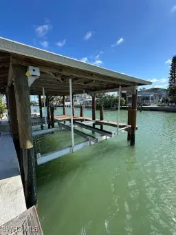 Picture of 128 San Salvador St, Naples, FL 34113
