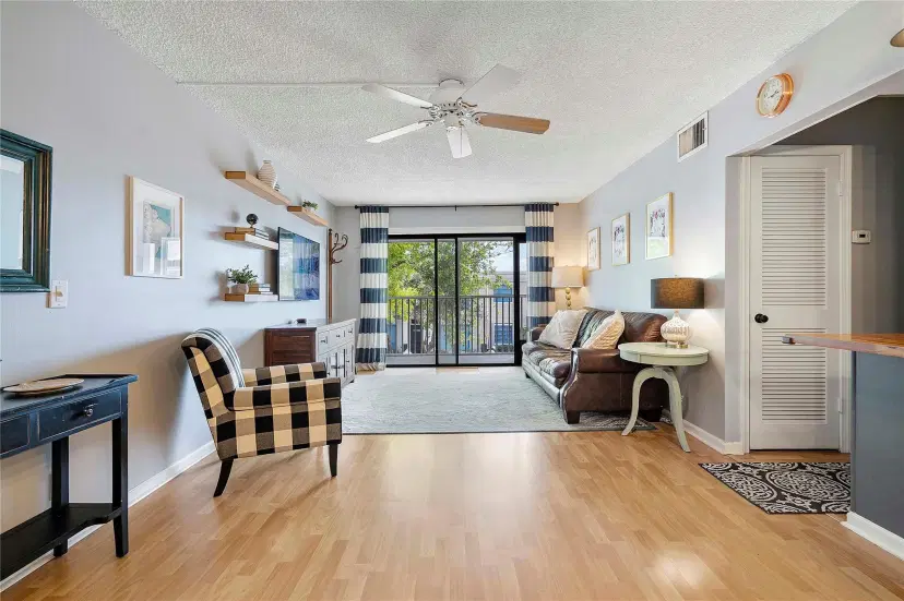 Picture of 170 Cypress Club Dr 727, Pompano Beach FL 33060