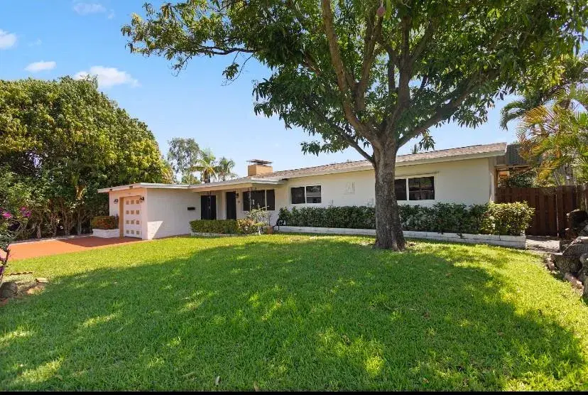 Picture of 570 SE 2 Ave, Pompano Beach FL 33060