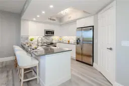Picture of 1065 Borghese Ln 303, Naples, FL 34114