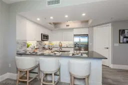 Picture of 1065 Borghese Ln 303, Naples, FL 34114