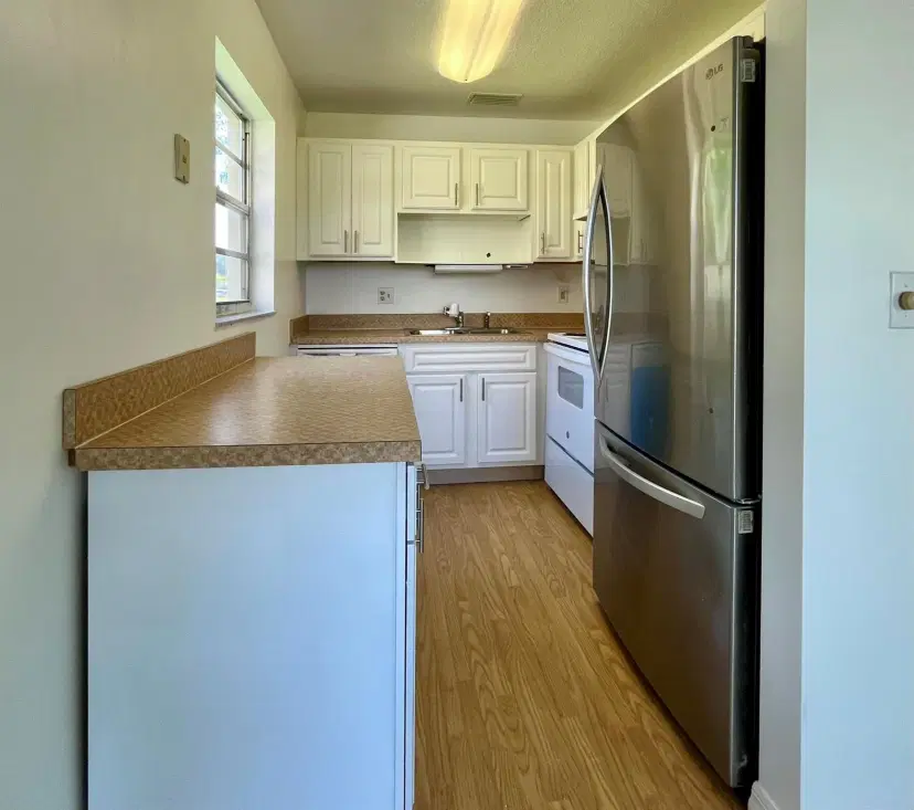 Picture of 33 Pine Arbor Lane 103, Vero Beach FL 32962