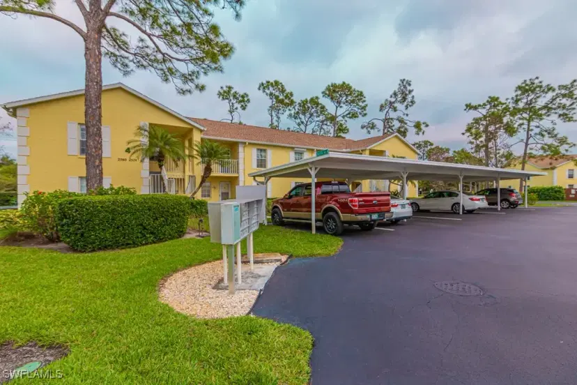 Picture of 2562 Kings Lake Blvd 102, Naples FL 34112