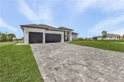 Picture of 1222 NE 6Th Ave, Cape Coral, FL 33909