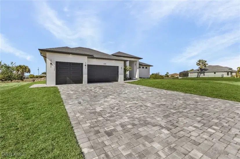 Picture of 1222 NE 6Th Ave, Cape Coral FL 33909