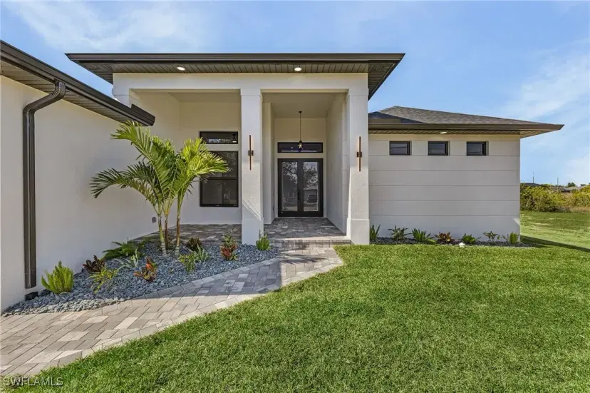 Picture of 1222 NE 6Th Ave, Cape Coral FL 33909