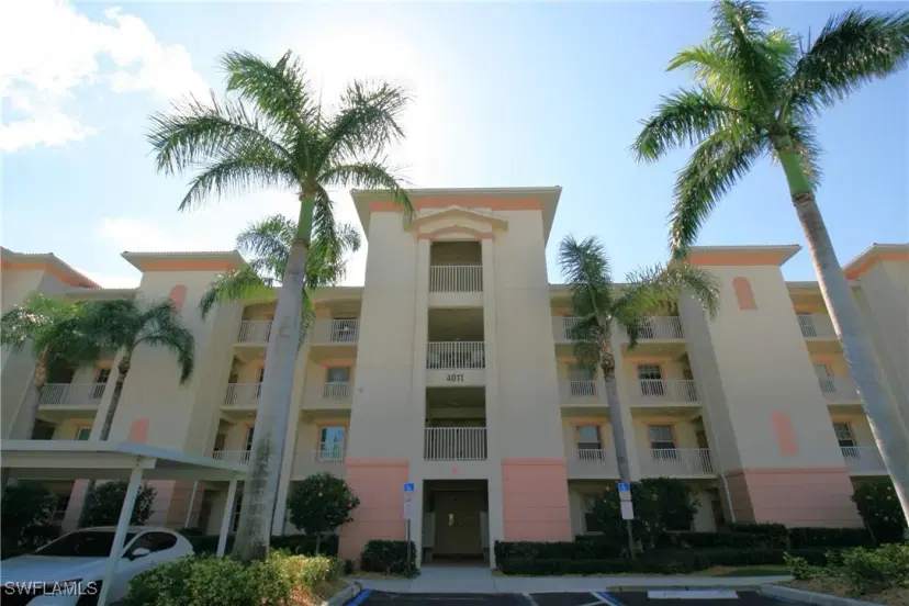 Picture of 4011 Palm Tree Blvd 306, Cape Coral FL 33904