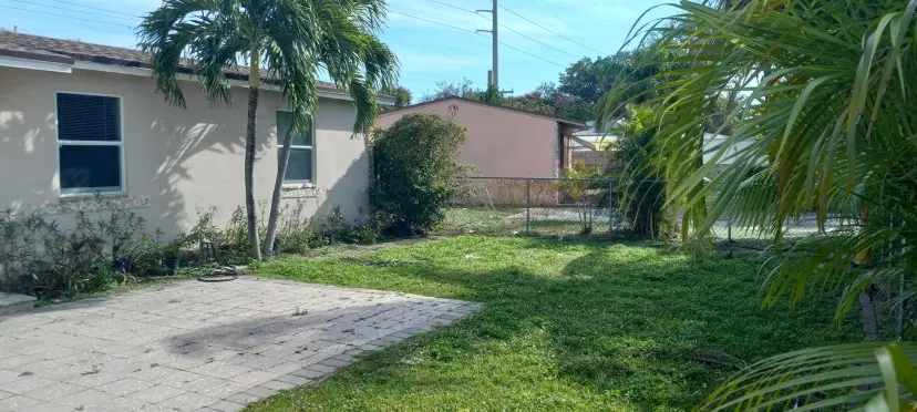 Picture of 3240 Avenue F, Riviera Beach FL 33404