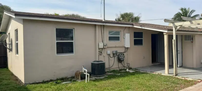 Picture of 3240 Avenue F, Riviera Beach FL 33404