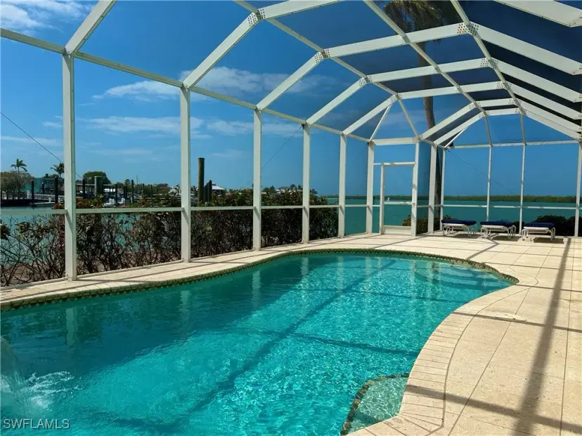 Picture of 410 Cristobal St, Naples FL 34113