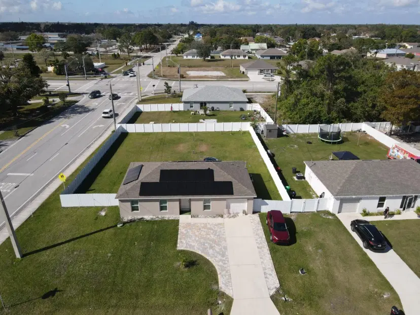 Picture of 402 NE Mainsail Street, Port St Lucie FL 34983