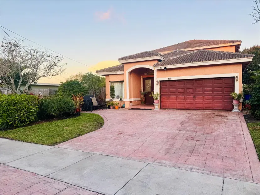 Picture of 330 N Deerfield Ave, Deerfield Beach FL 33441