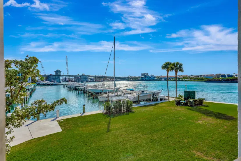Picture of 1542 Jupiter Cove Drive 207, Jupiter FL 33469