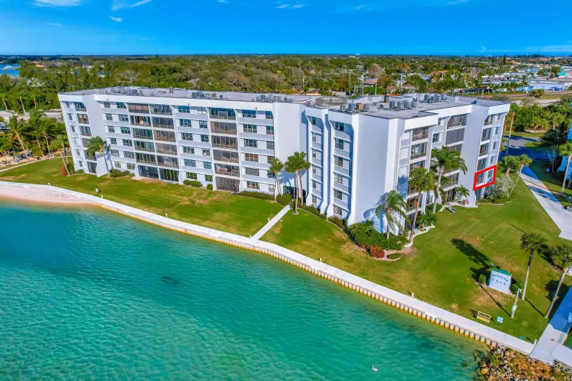 Picture of 1542 Jupiter Cove Drive 207, Jupiter FL 33469