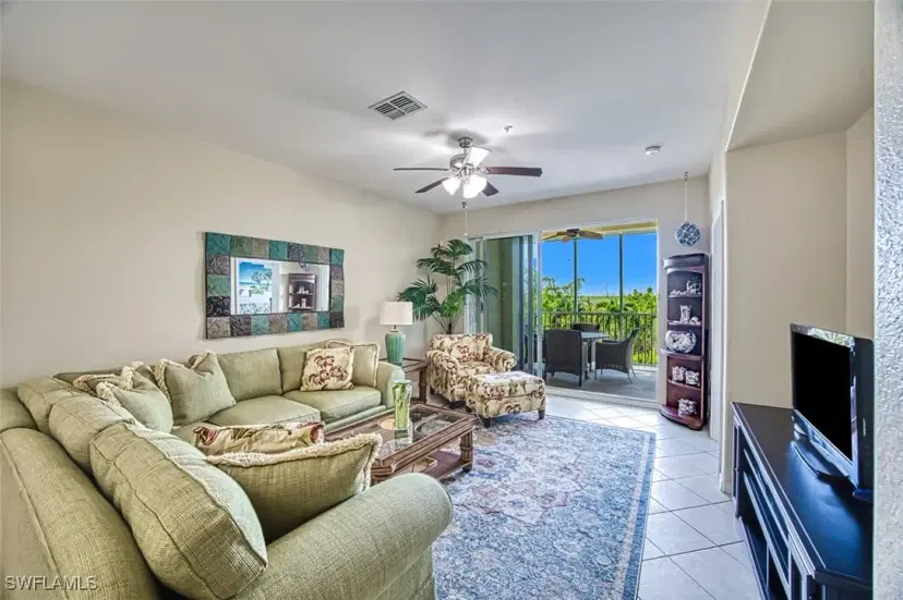 Picture of 20041 Sanibel View Cir 104, Fort Myers FL 33908