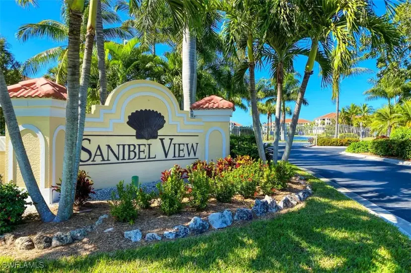 Picture of 20041 Sanibel View Cir 104, Fort Myers FL 33908
