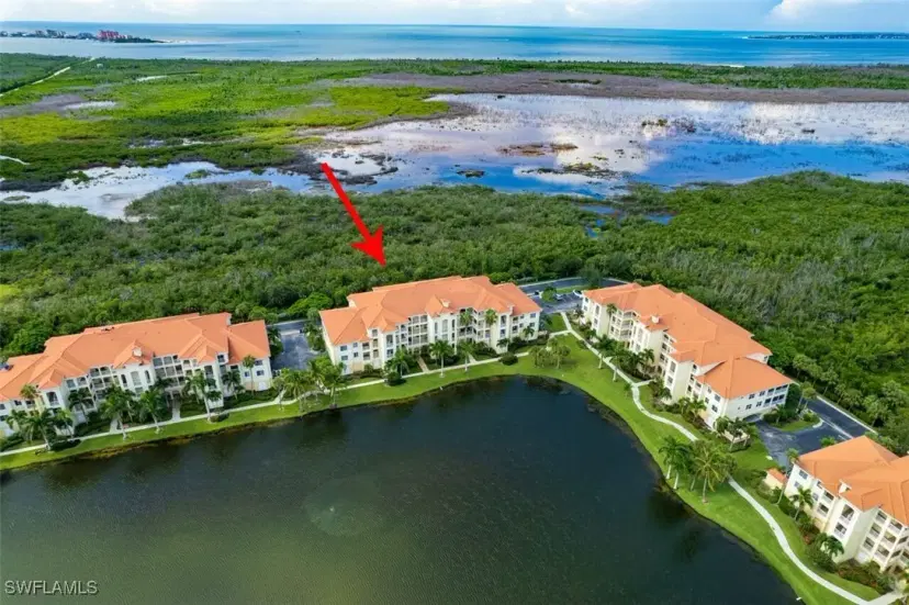 Picture of 20041 Sanibel View Cir 104, Fort Myers FL 33908
