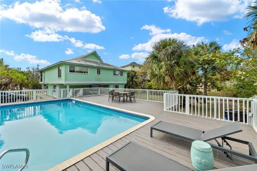 Picture of 810 Elinor Way, Sanibel FL 33957