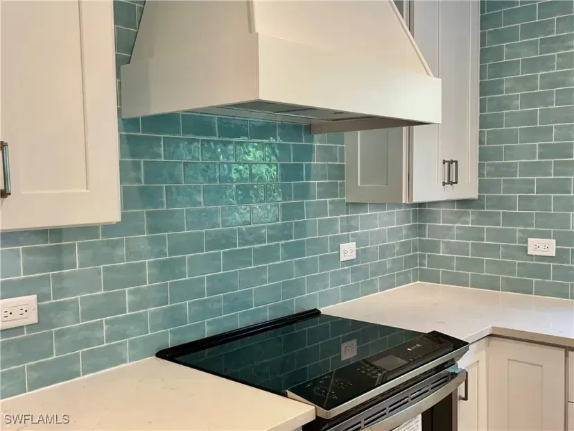 Picture of 4170 Crayton Rd C4, Naples FL 34103