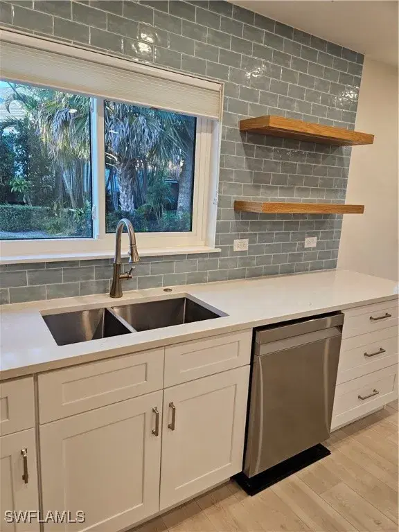 Picture of 4170 Crayton Rd C4, Naples FL 34103