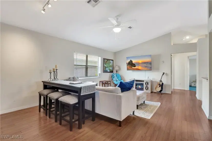 Picture of 768 Park Ave, Naples FL 34110