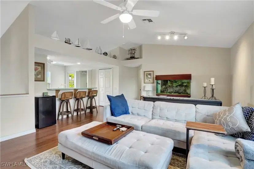 Picture of 768 Park Ave, Naples FL 34110