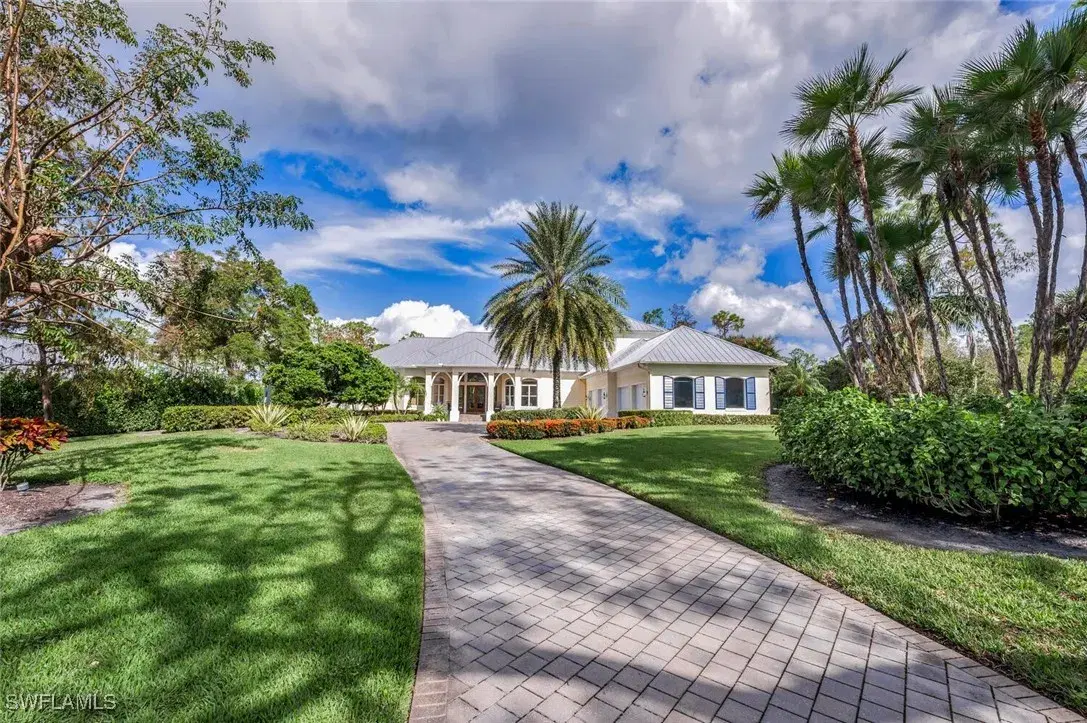 Picture of 7051 Hunters Rd, Naples, FL 34109