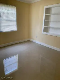 Picture of 3110 Market St, Fort Myers, FL 33916