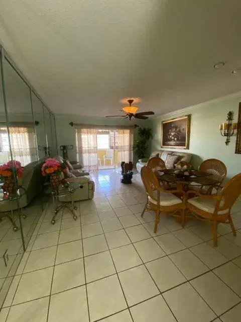 Picture of 715 Lori Drive 302, Palm Springs FL 33461