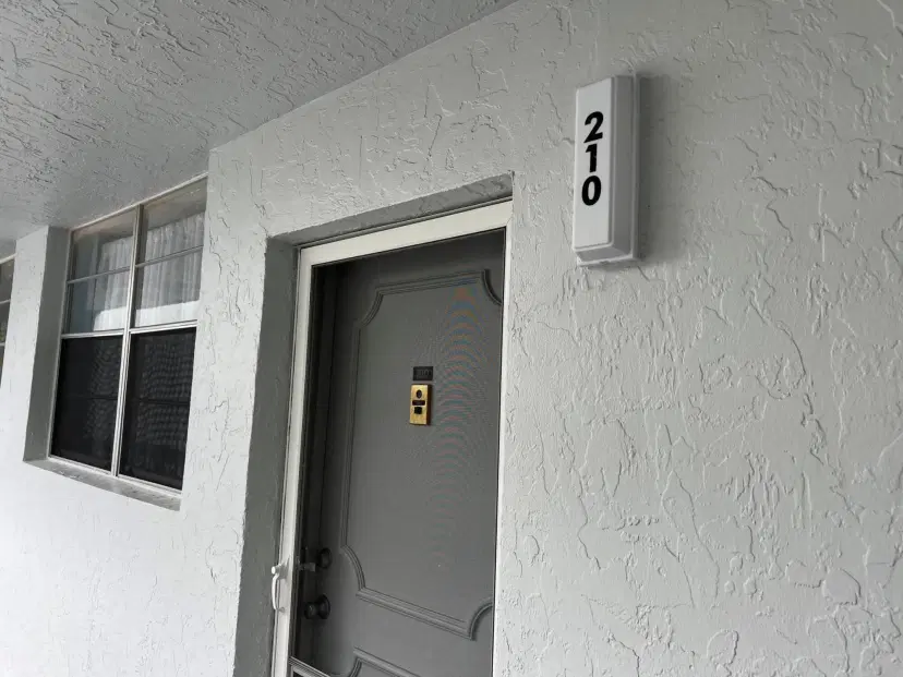 Picture of 3220 Holiday Springs Boulevard 1-210, Margate FL 33063