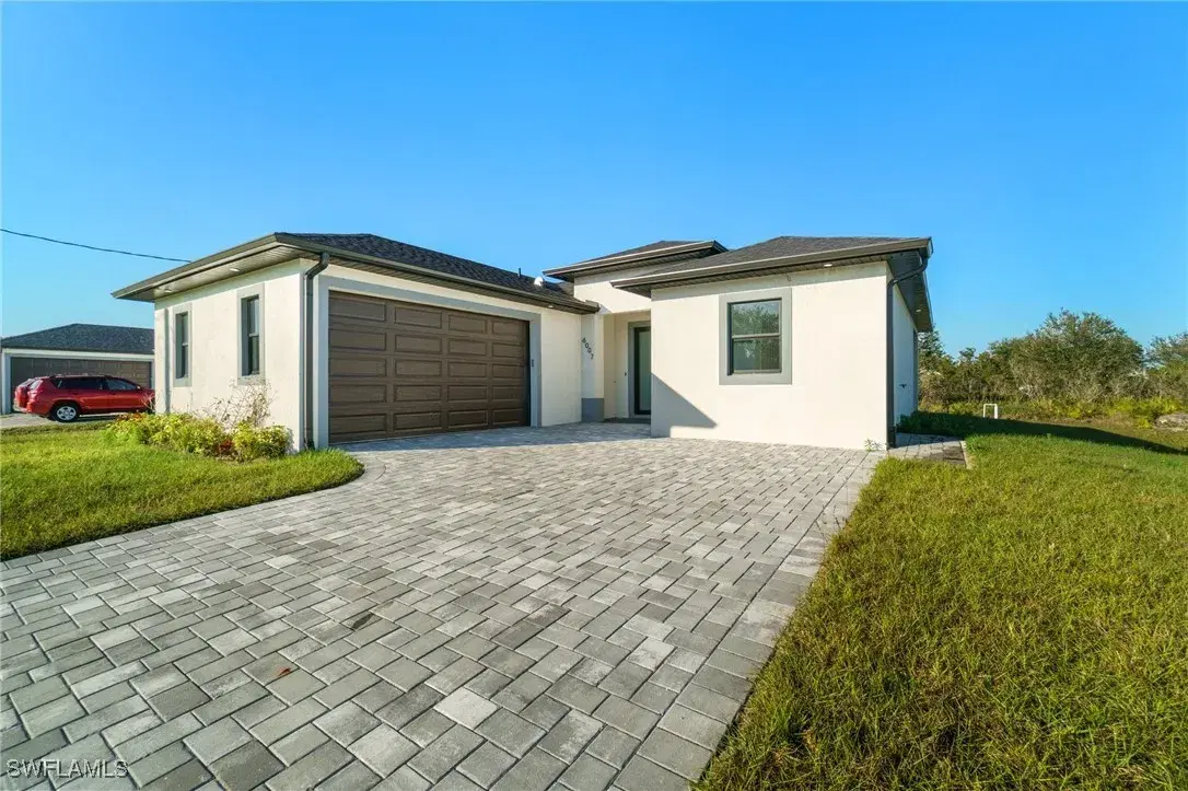 Picture of 6007 Beth Ave N, Lehigh Acres, FL 33971