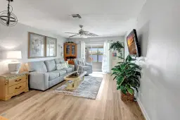 Picture of 1191 SW Lake Circle 104, Boynton Beach, FL 33426