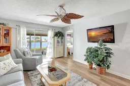 Picture of 1191 SW Lake Circle 104, Boynton Beach, FL 33426
