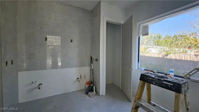 Picture of 1312 Trail Terrace Dr, Naples FL 34103