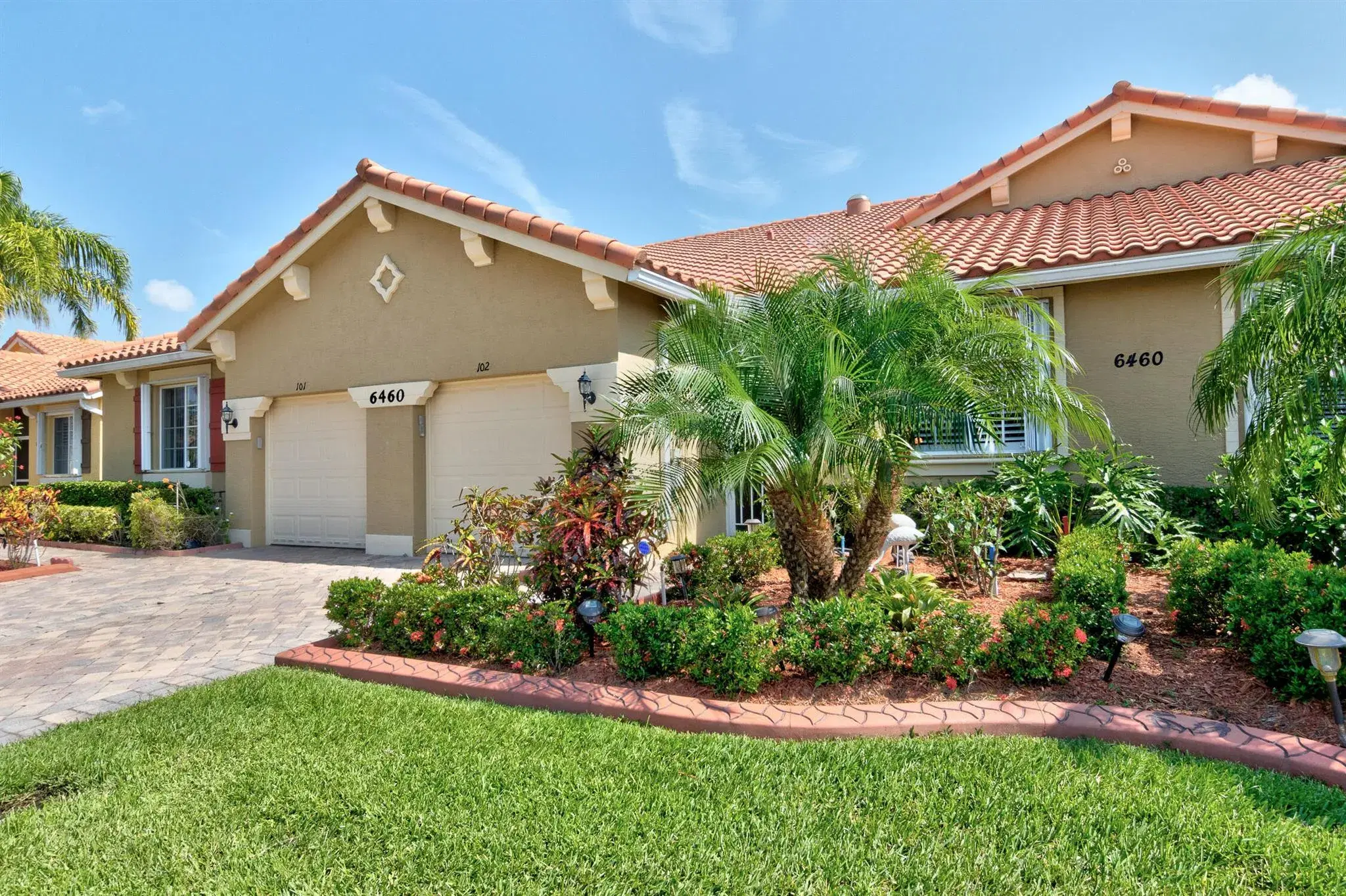Picture of 6460 Oxford Circle 102, Vero Beach, FL 32966