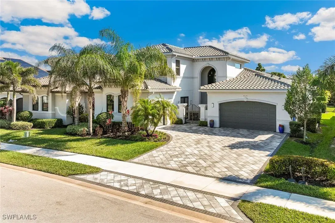 Picture of 4641 Azalea Dr, Naples, FL 34119