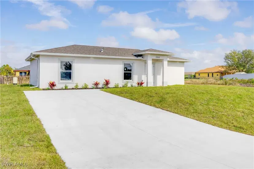 Picture of 2914 22Nd St Sw, Lehigh Acres FL 33976